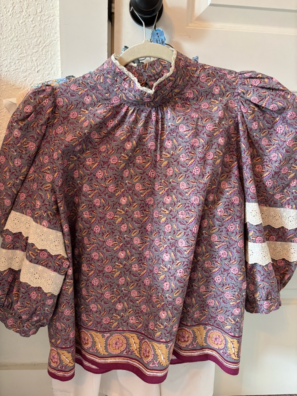 HUNTER BELL Purple Floral Puff-Sleeve Blouse with Lace Bands